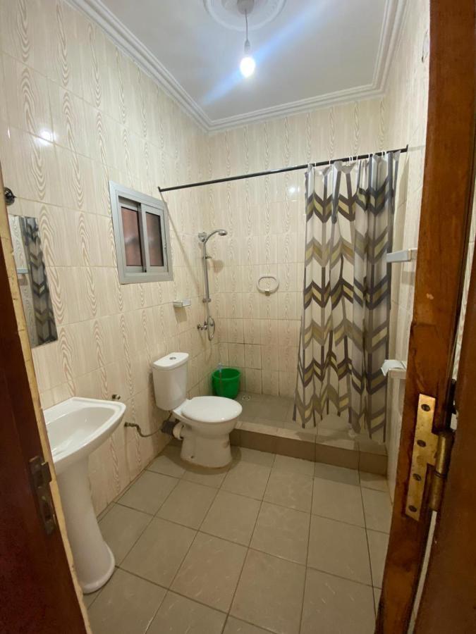 Britannia Hotel Cmr Яунде Екстер'єр фото